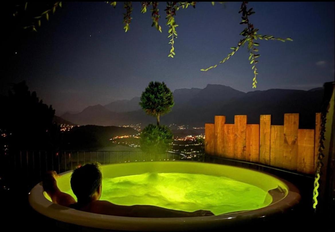 Alpinlake Lodge & Wellness Bosentino Bagian luar foto